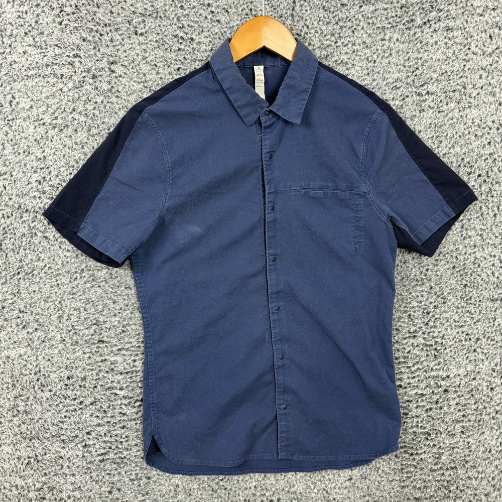 Lululemon Shirt Mens Small Blue Snap Button Up Short Sleeve Twill Stretch Casual